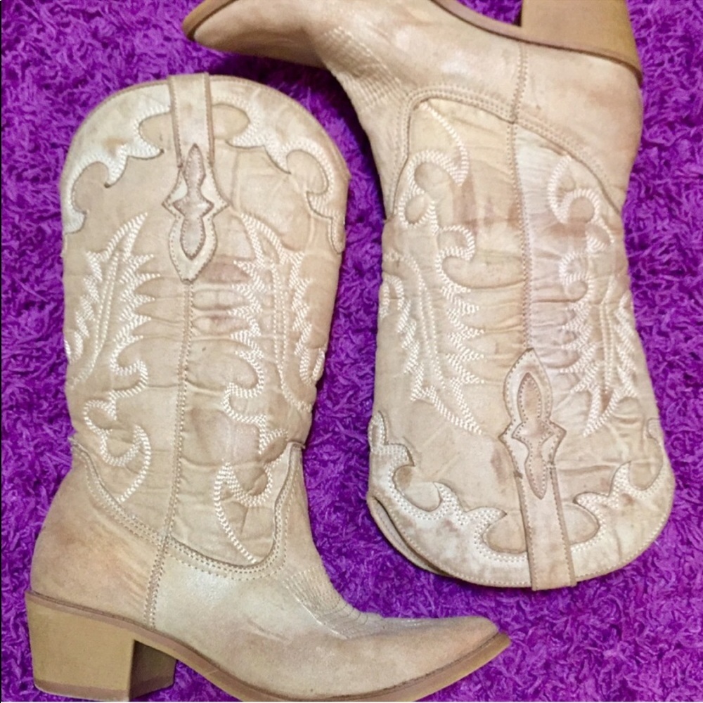 Coconuts Desperado Cowgirl Boot. 7.5